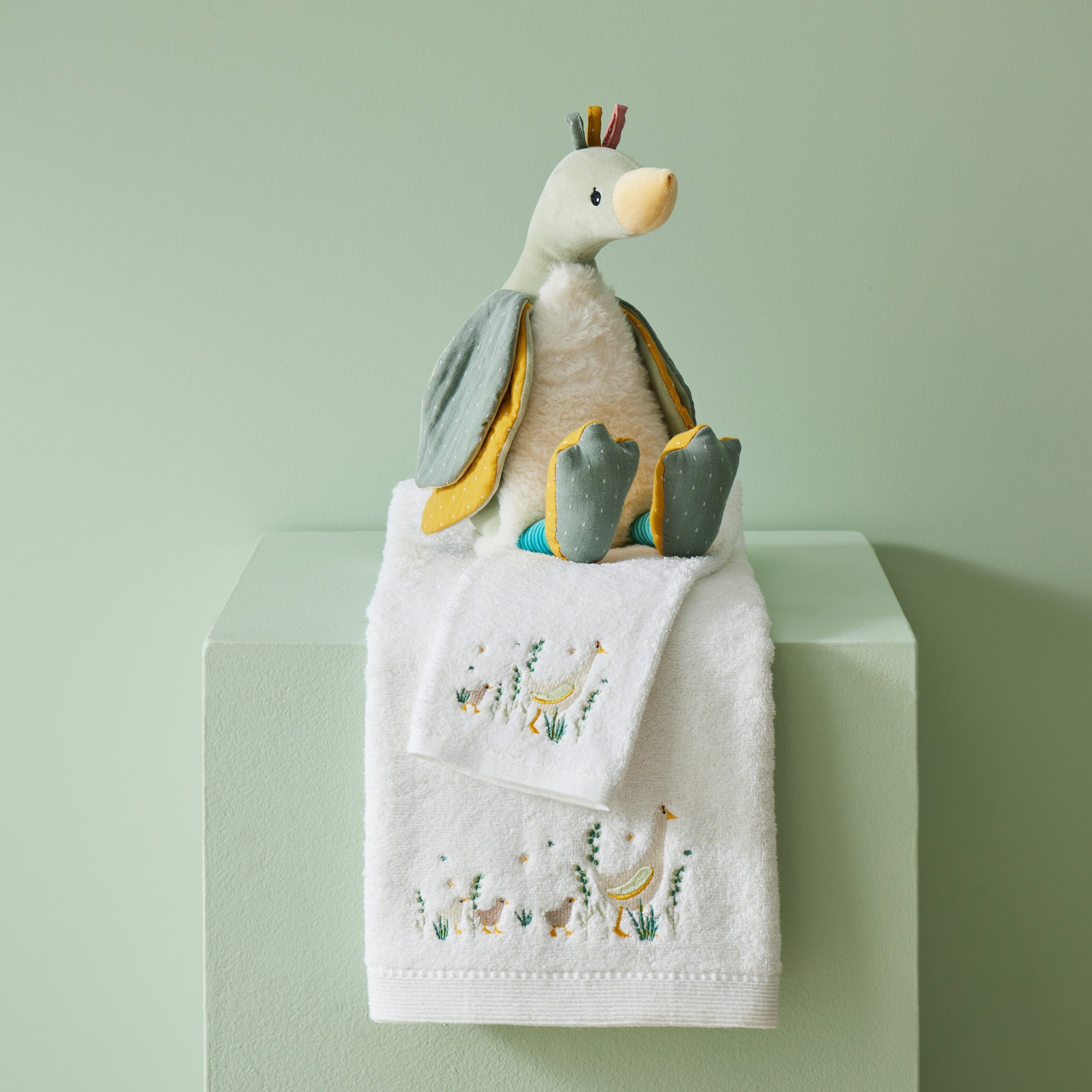 Paddling Ducks Bath Towel & Face Washer in Organza Bag