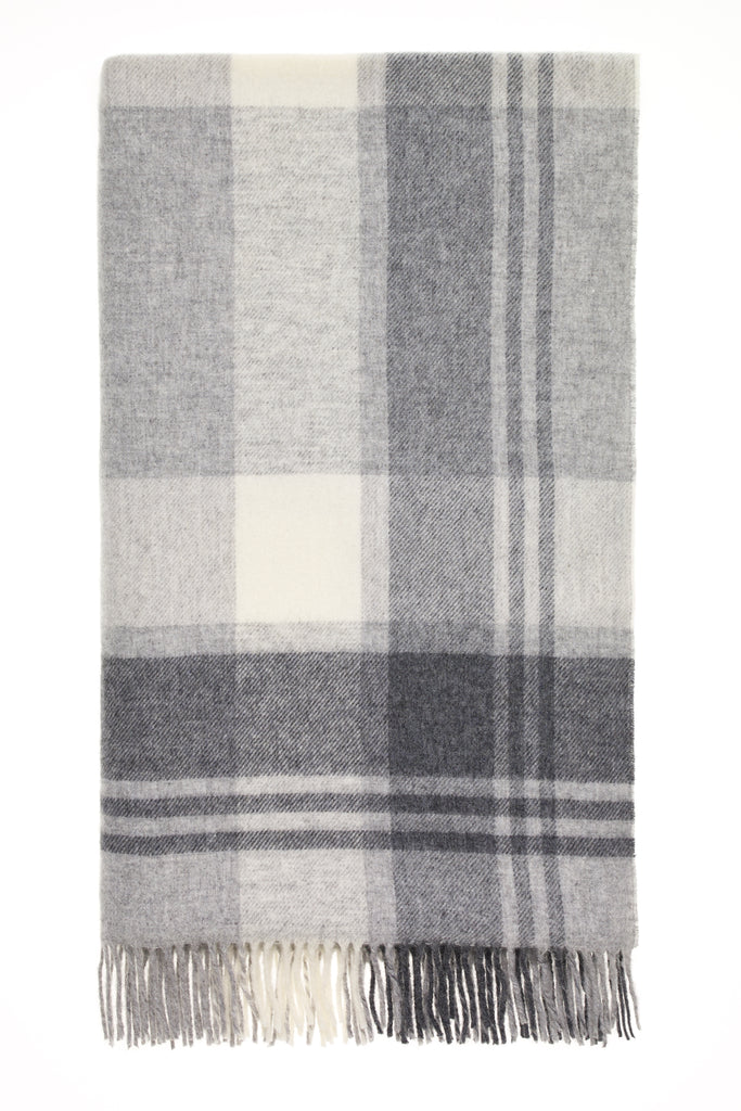 Mill &amp; Hide - Finch &amp; Lane - Bronte by Moon - Port Ellen Throw Grey