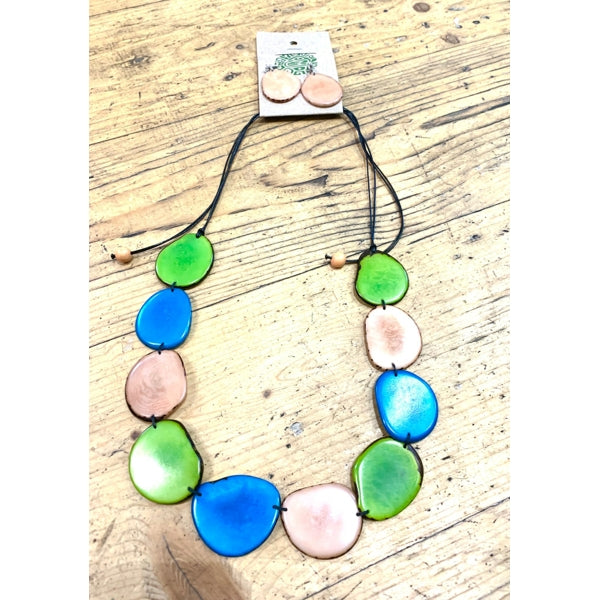 Petaluna Tagua Necklace & Earring Set